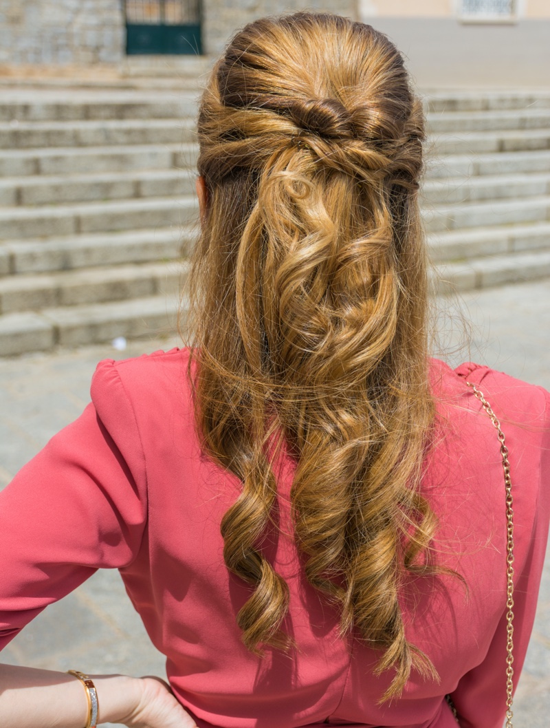 Half Up Half Down Ponytail Curls