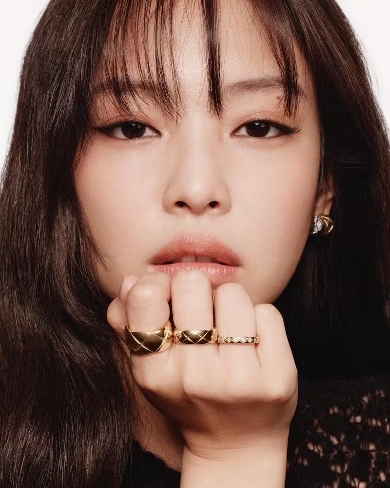 Jennie Coco Crush Jewelry 2024 Ad Campaign