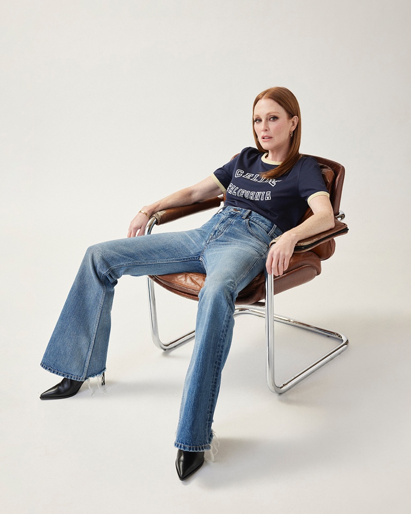 Casual yet sophisticated, Julianne Moore rocks Celine t-shirt and jeans.
