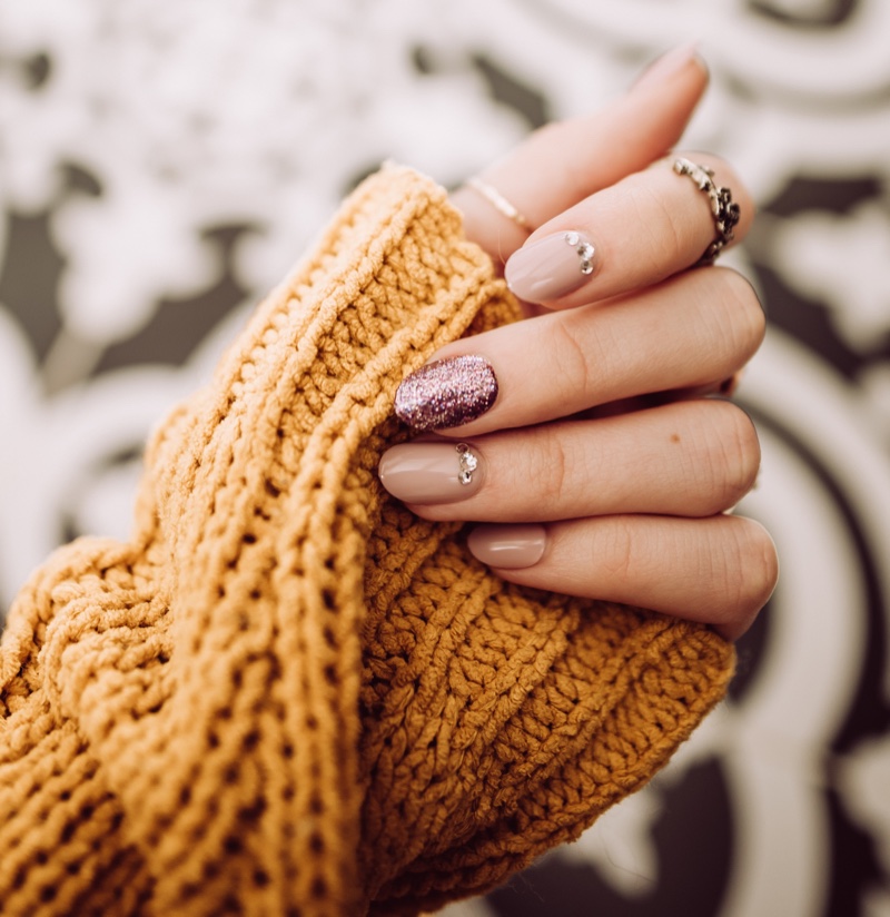 Neutral Glitter Engagement Nails