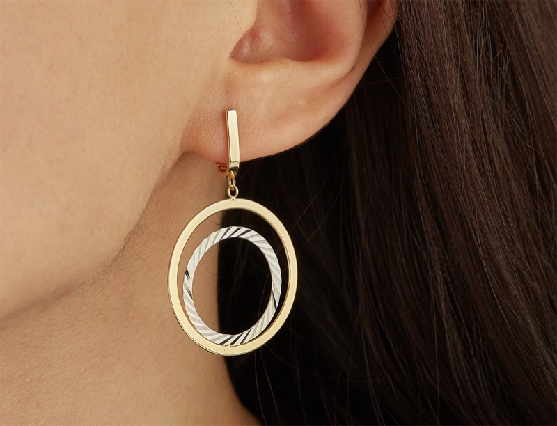 Unconvential Hoops Earring Trend