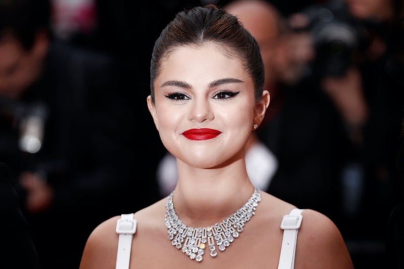 Selena Gomez Red Lipstick