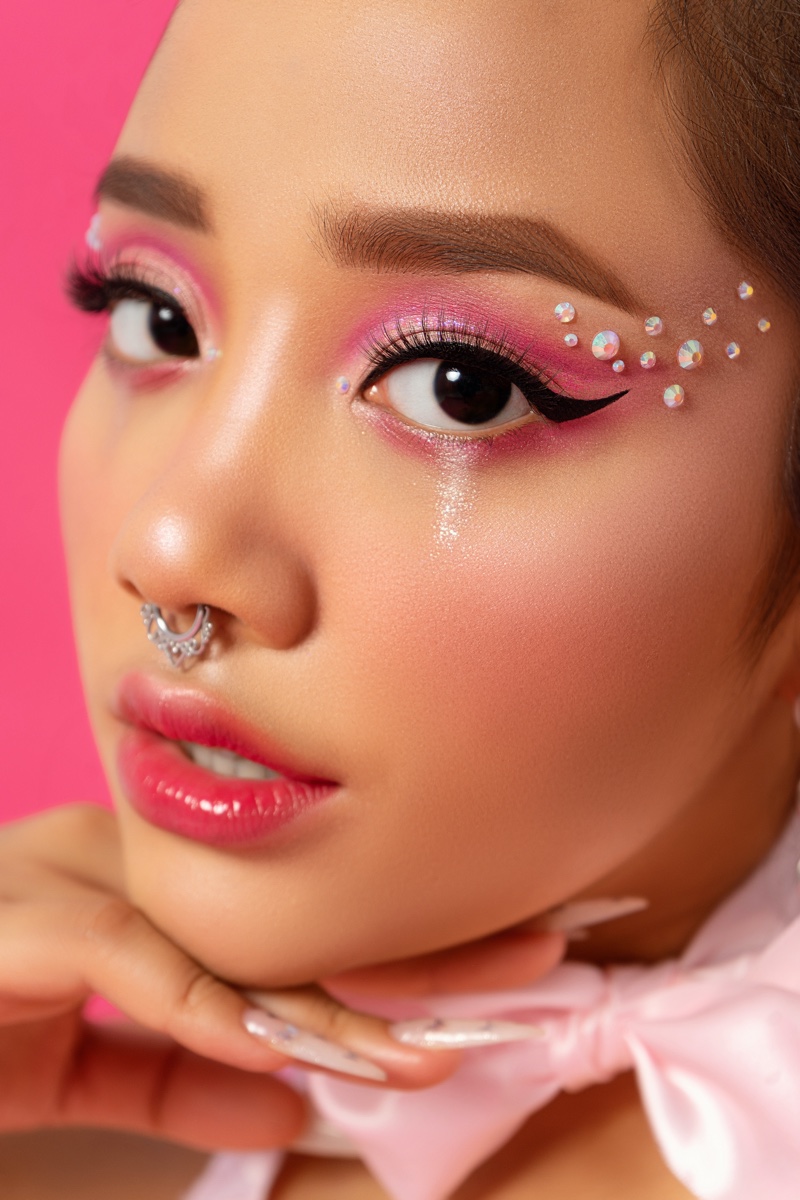 Face Gems Pink Makeup