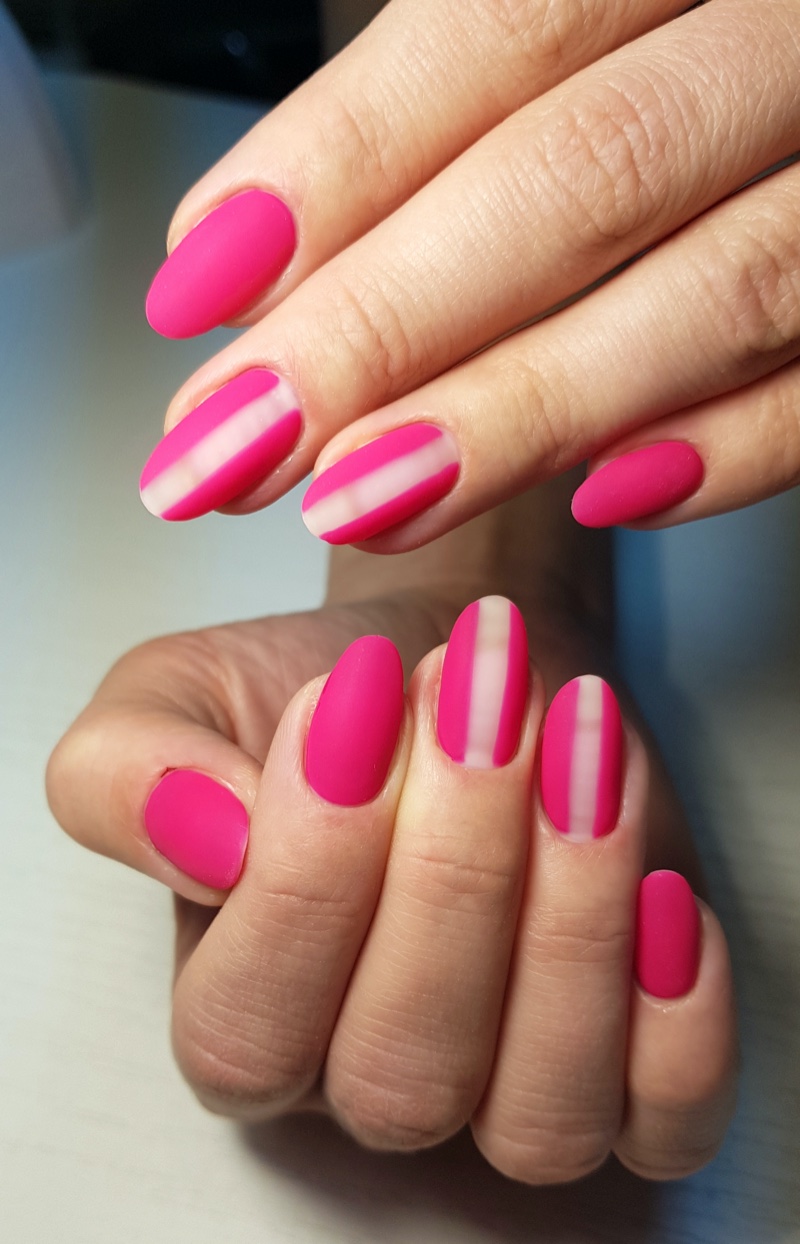 Hot Pink Summer Manicure