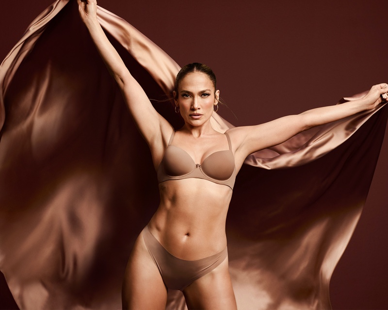 Jennifer Lopez Intimissimi New Silk Effect Intimates 2024 Ad