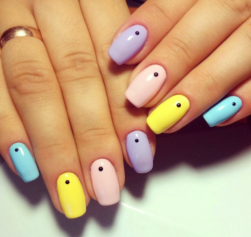 Soft Pastels Summer Nails