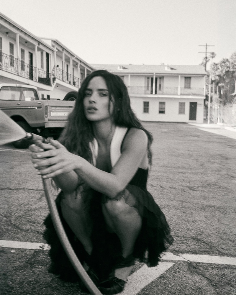 Adria Arjona. Photo: David Roemer / Vogue Turkey