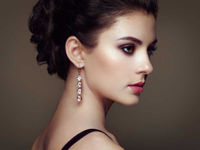 Diamond Earrings Model