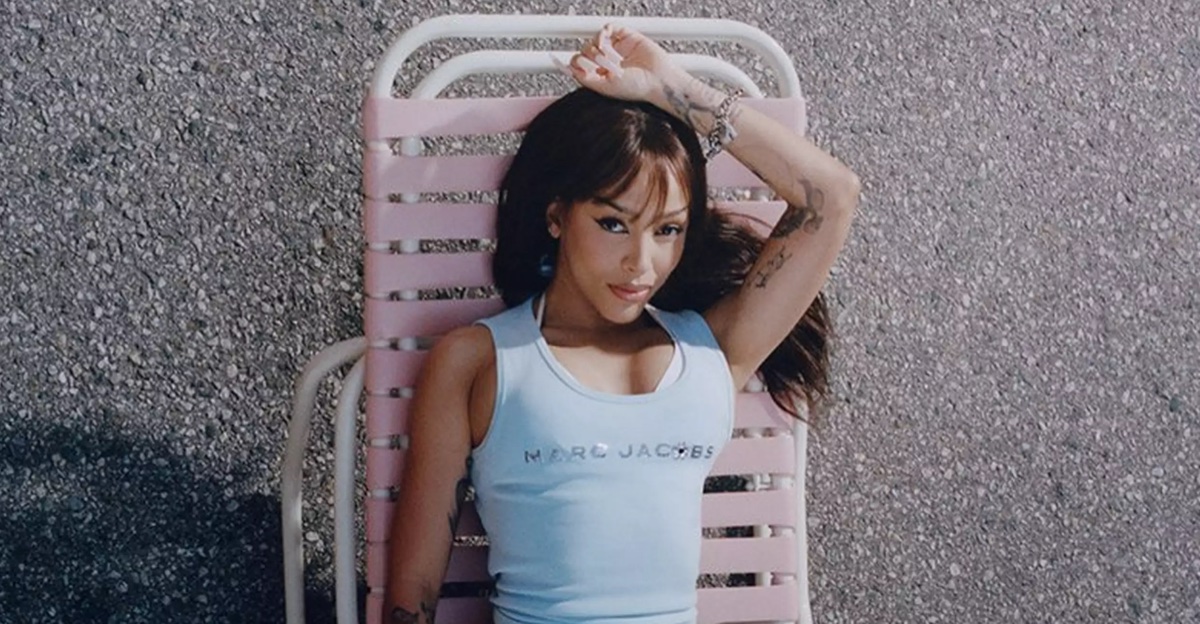 Doja Cat Brings Heat to Marc Jacobs’ Summer 2025 Ad