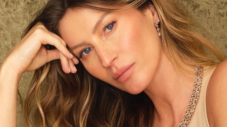 Gisele Bundchen Shines in Vivara’s Luxe New Jewelry
