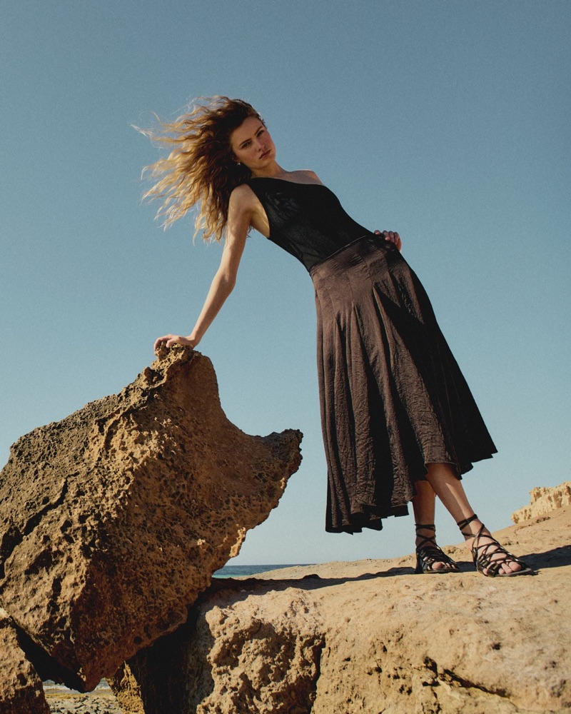 Massimo Dutti debuts Solstice summer 2025 editorial.