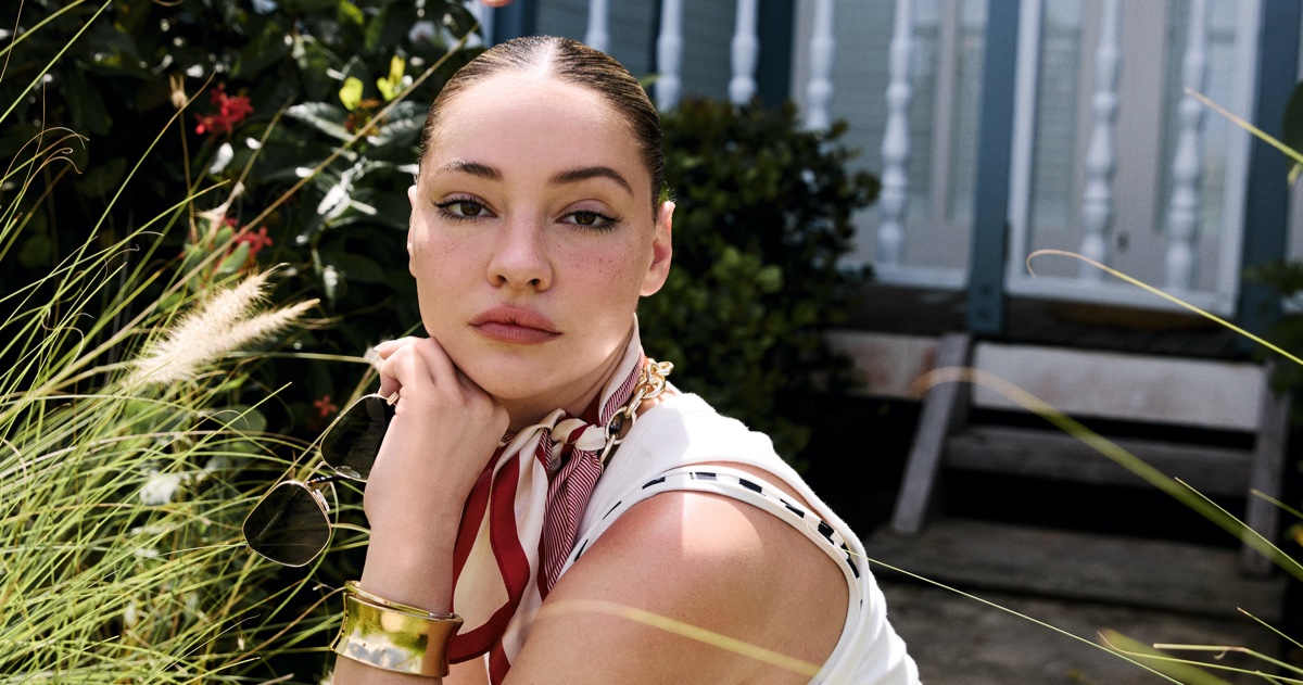 Madelyn Cline & Tommy Hilfiger Celebrate Summer Vibes