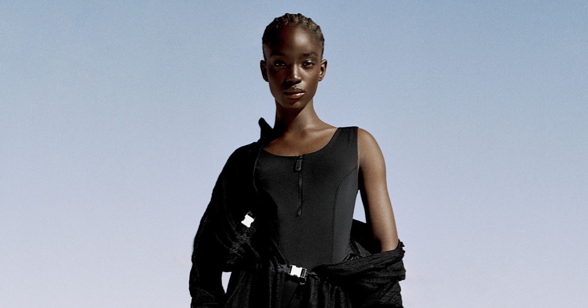 Giorgio Armani Mare 2025 Makes Waves with Breezy Elegance