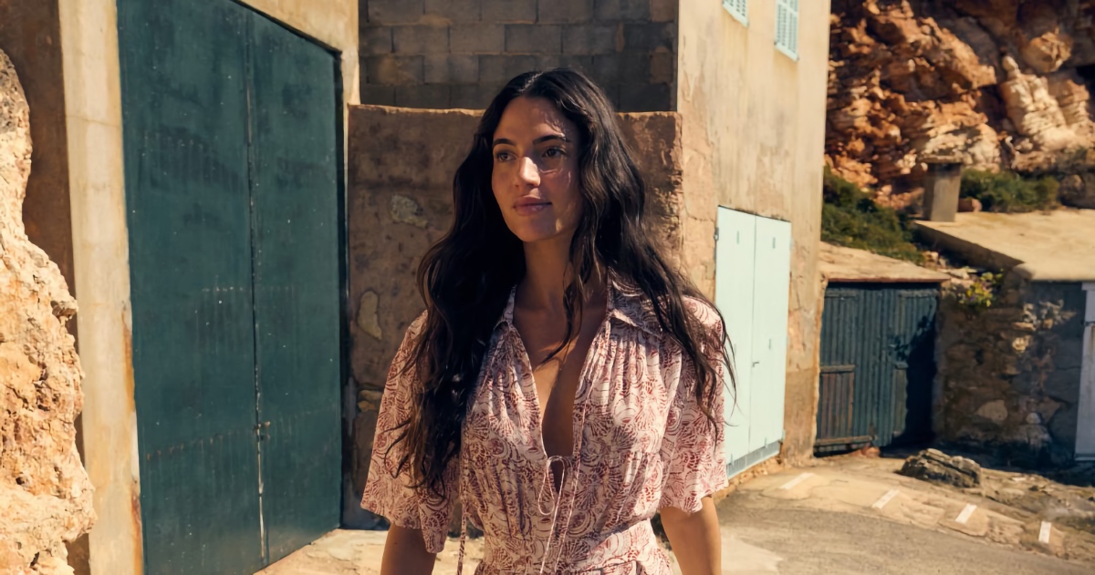 Banana Republic’s June Edit is Pure Summer Chic