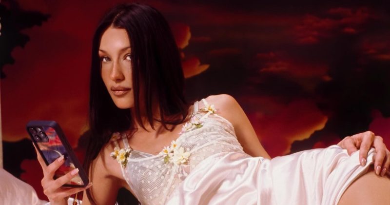Bella-Hadid-Wildflower-Cases