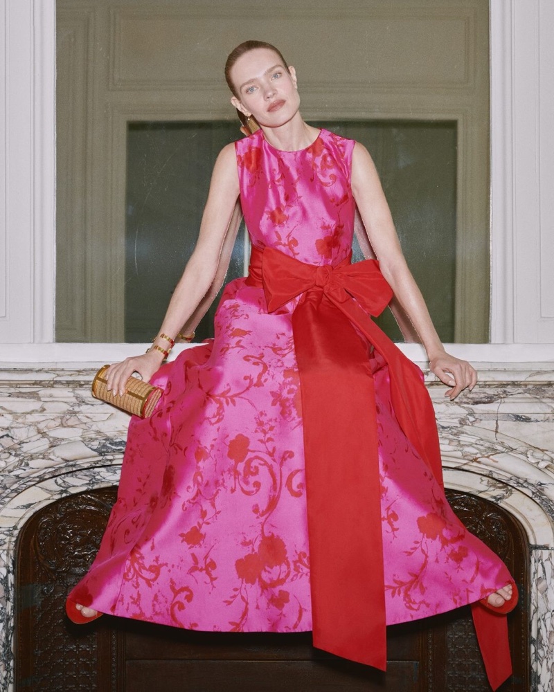 Natalia Vodianova poses in CH Carolina Herrera's fall 2025 campaign.