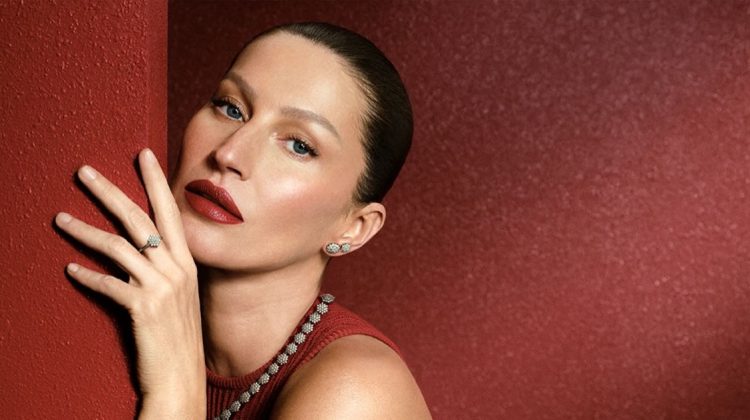 Gisele Bundchen is Red-Hot in Vivara’s New Jewelry