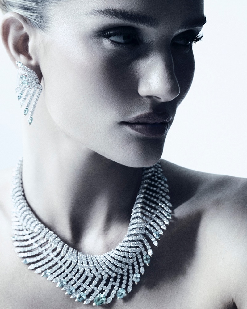 Rosie Huntington-Whiteley. Photo: David Roemer / Harper's Bazaar Taiwan