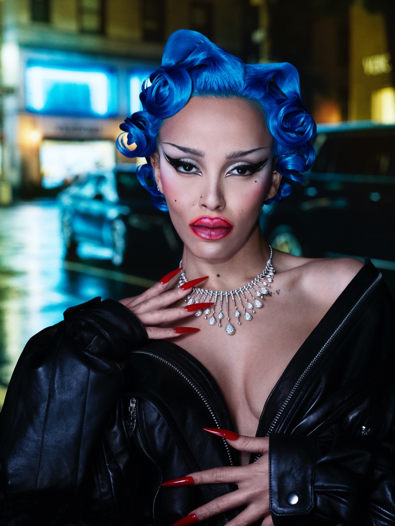 Photo: Image Courtesy of V Magazine / Steven Klein