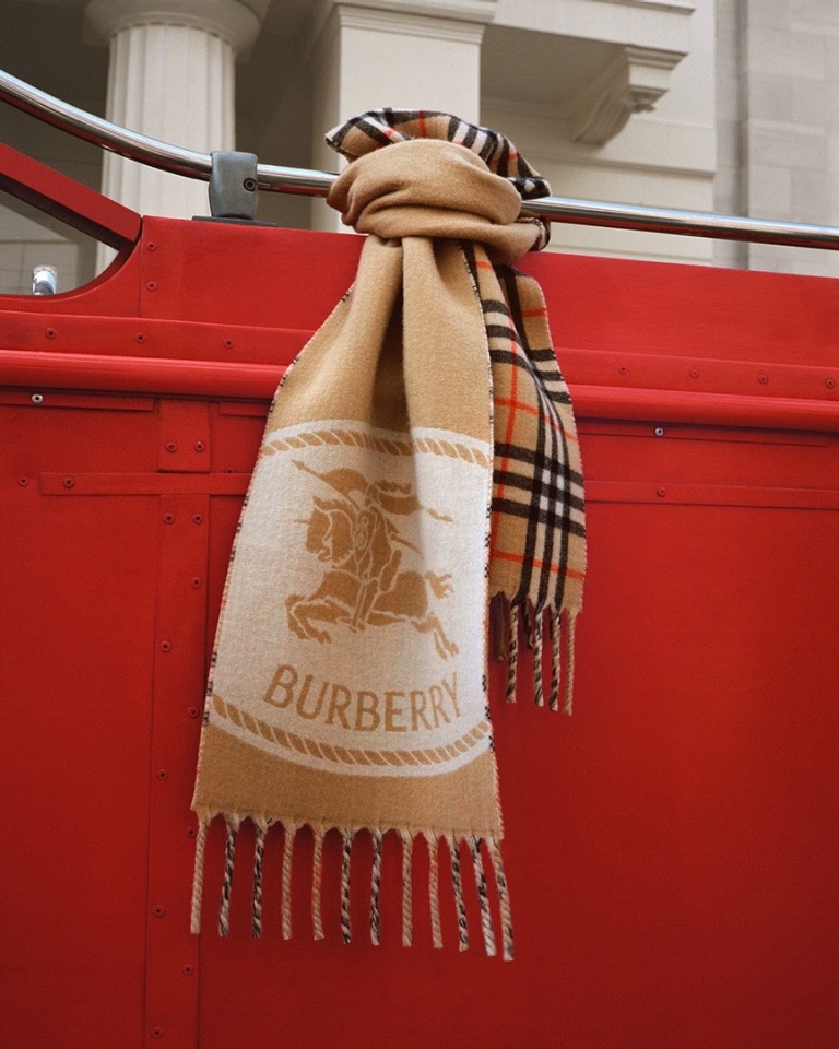 Burberry back city 2025 campaign06