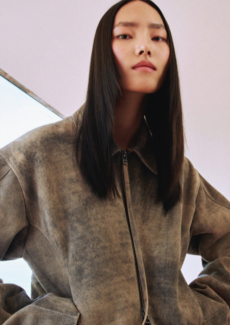 H&M Studio unveils pre-fall 2025 collection.
