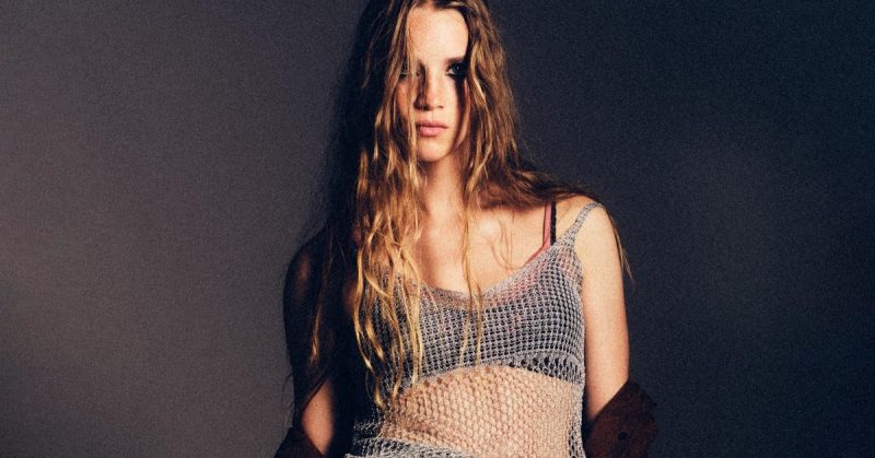 Zara-Grunge-Lingerie-2025