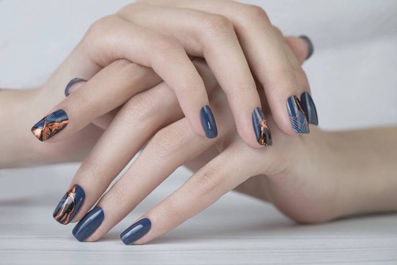 Grey blue manicure