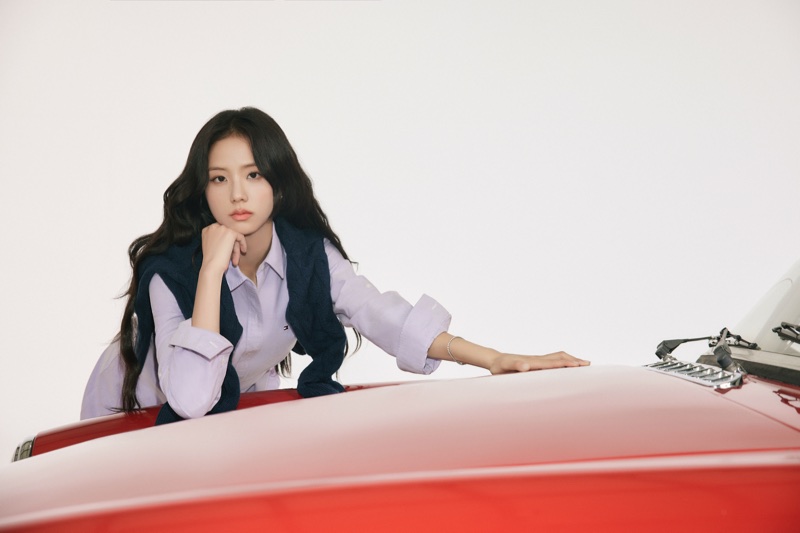 Jisoo tommy hilfiger fall 2025 campaign07