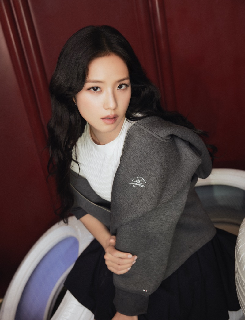 Jisoo tommy hilfiger fall 2025 campaign09